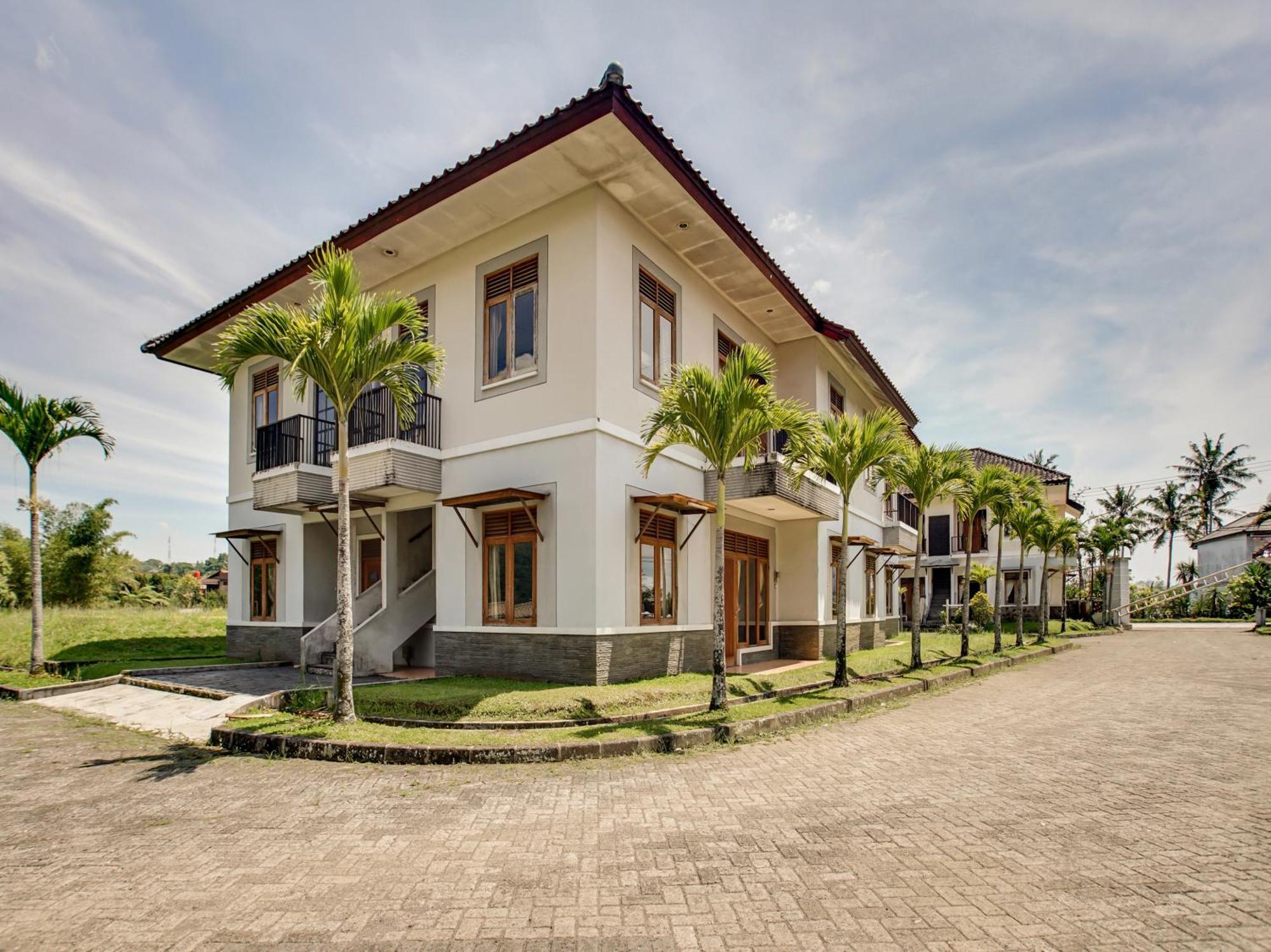 Oyo 3896 Villa Pesona Wisata Puncak 展玉 外观 照片