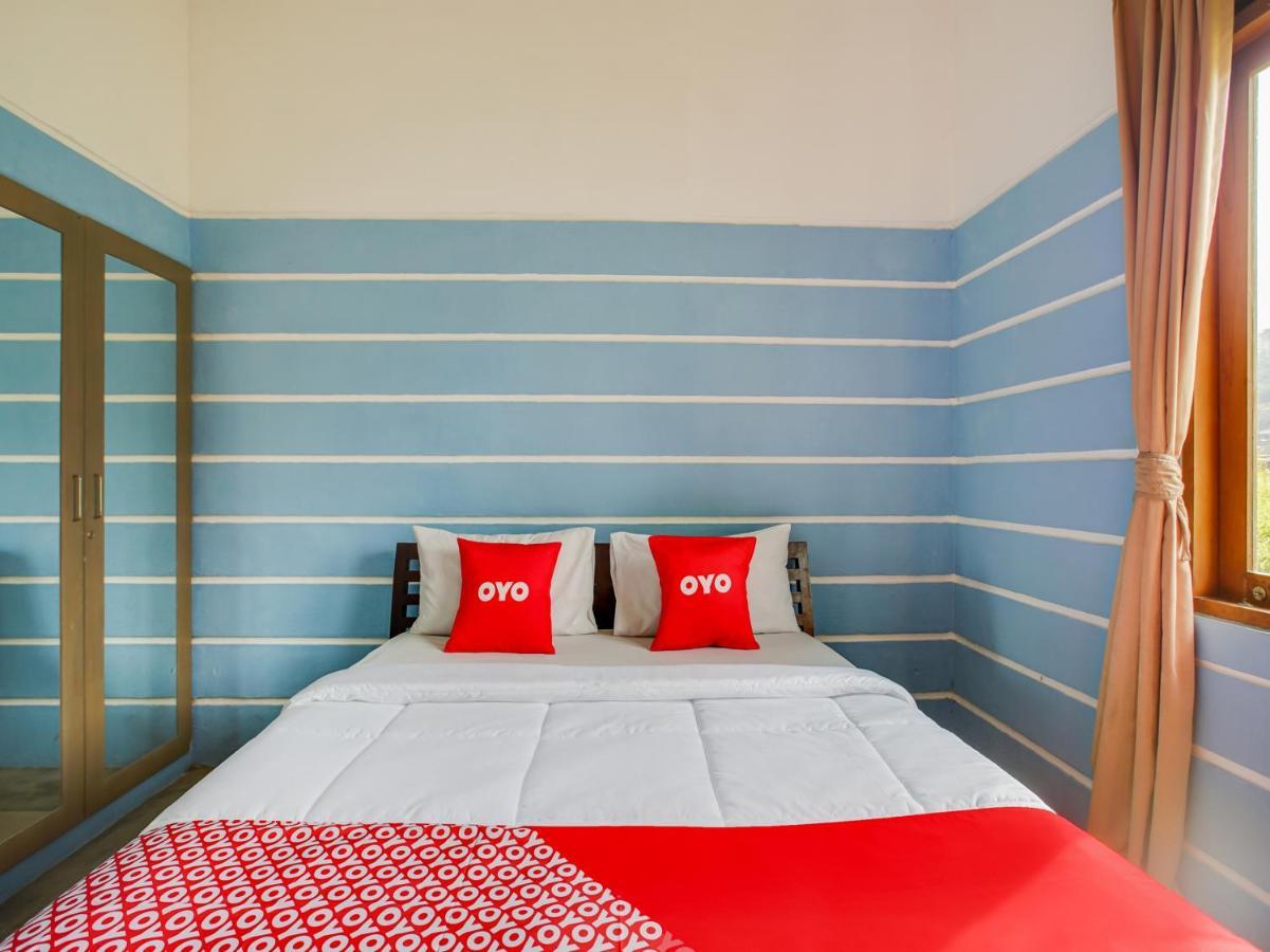 Oyo 3896 Villa Pesona Wisata Puncak 展玉 外观 照片