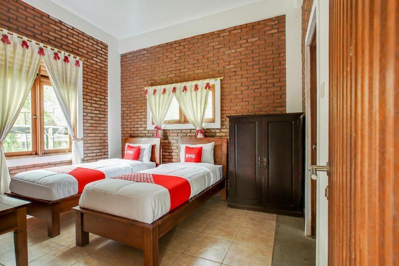 Oyo 3896 Villa Pesona Wisata Puncak 展玉 外观 照片