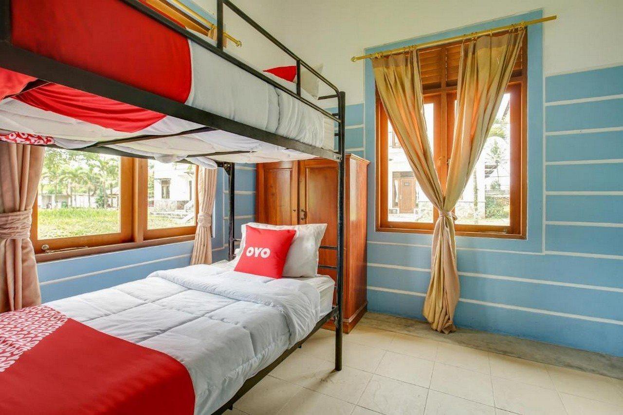 Oyo 3896 Villa Pesona Wisata Puncak 展玉 外观 照片